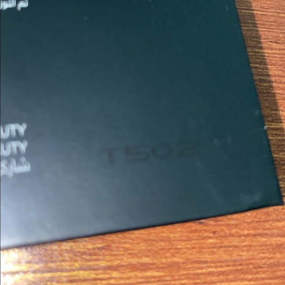 Huda Beauty Rose Gold Palette Remastered - Picture 4 of 4